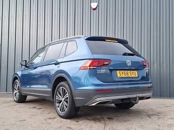 Used VW Tiguan Allspace SE 150 HP (110 kW) 2018 Blue SUV