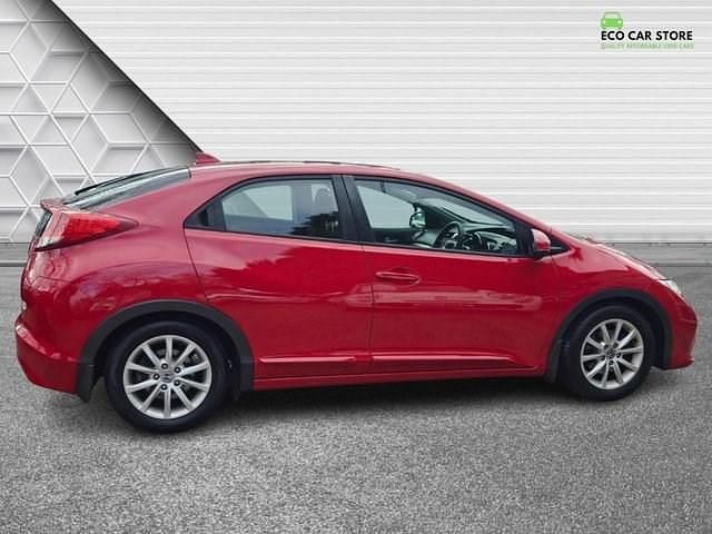 Used Honda Civic SE 100 HP (73 kW) 2013 Hatchback