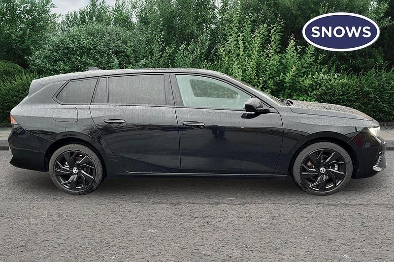 Used Vauxhall Astra S 130 HP (95 kW) 2024 Black Estate