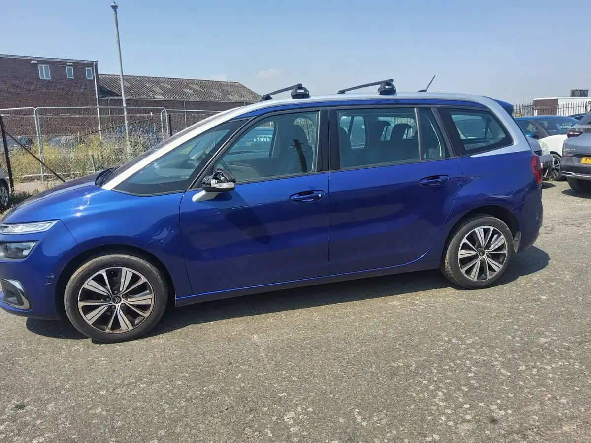 Used Citroën Grand C4 Picasso Feel 120 HP (88 kW) 2017 Blue MPV