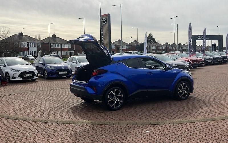 Used Toyota C-HR Design 122 HP (89 kW) 2023 SUV