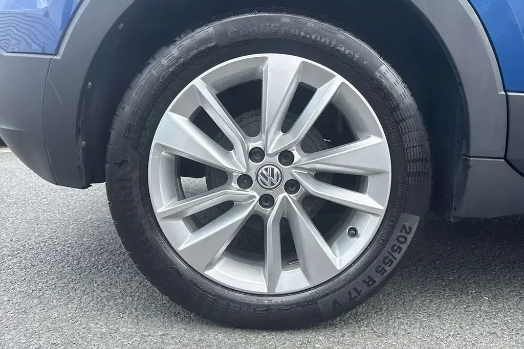Used VW T-Cross SE 95 HP (69 kW) 2019 Blue SUV