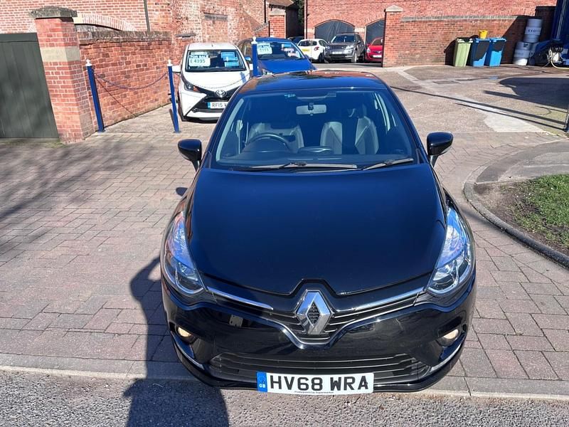 Used Renault Clio IV Iconic 90 HP (66 kW) 2018 Black Hatchback