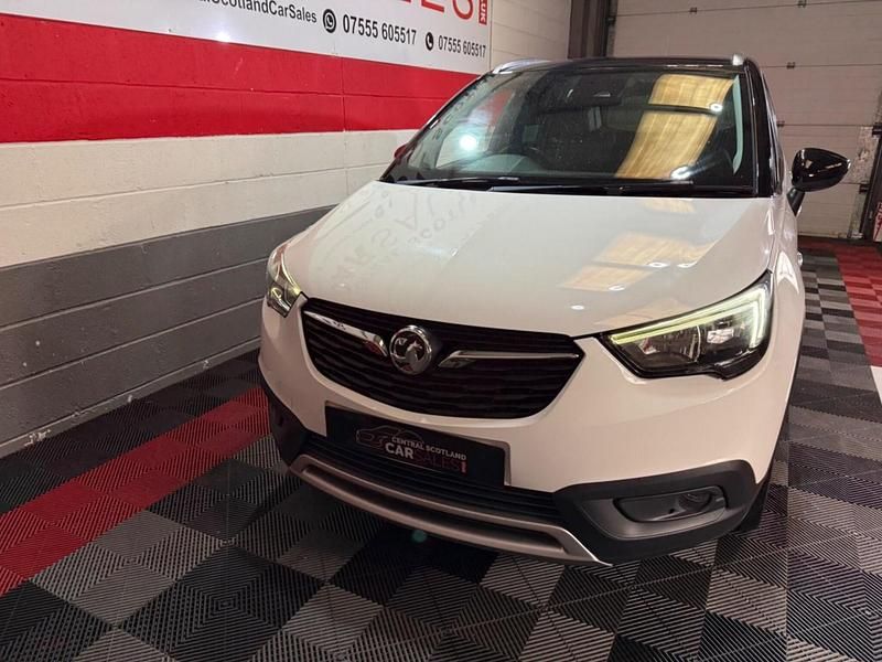 Used Vauxhall Crossland X Elite 81 HP (59 kW) 2018 White SUV