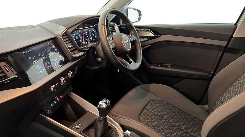 Used Audi A1 Sport 108 HP (79 kW) 2022 Grey SUV