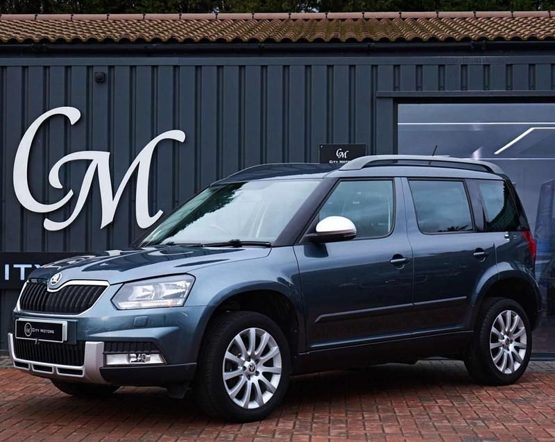Grey Used 2015 Skoda Yeti Outdoor SE SUV | £11,990 (Fair price) - Image 1/4