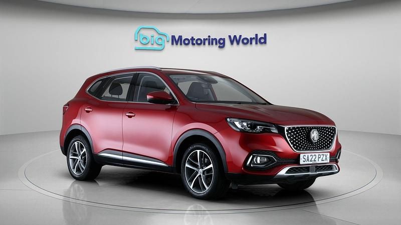 Used MG HS Exclusive 162 HP (119 kW) 2022 Red SUV