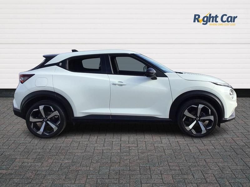 Used Nissan Juke Tekna 2021 White SUV