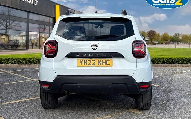 Used Dacia Duster Comfort 91 HP (66 kW) 2022 White SUV