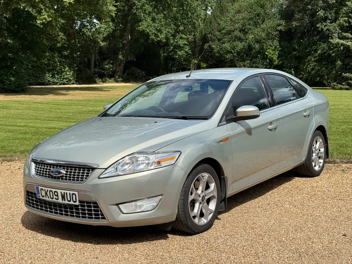 Used Ford Mondeo Titanium 2009 Silver Hatchback