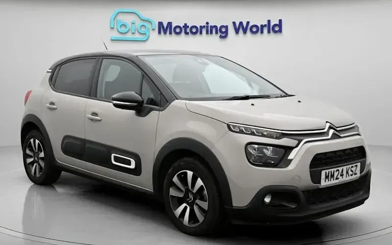 Used Citroën C3 PureTech 83 HP (61 kW) 2024 Hatchback