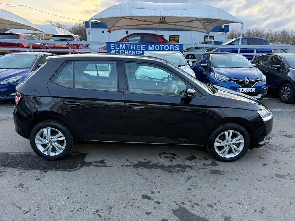 Used Skoda Fabia SE 75 HP (55 kW) 2019 Black Hatchback