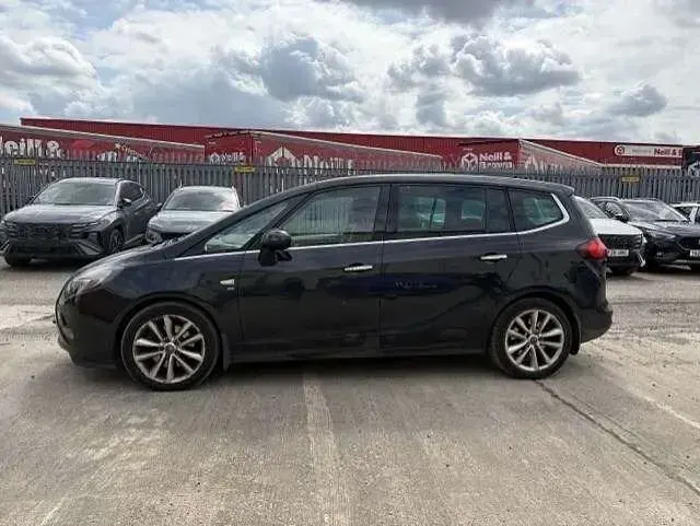 Used Vauxhall Zafira 2013 Black MPV