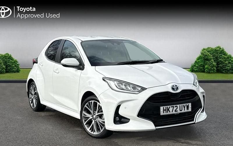Second-hand Toyota Yaris Hybrid 116 CP (85 kW) 2023 Hatchback