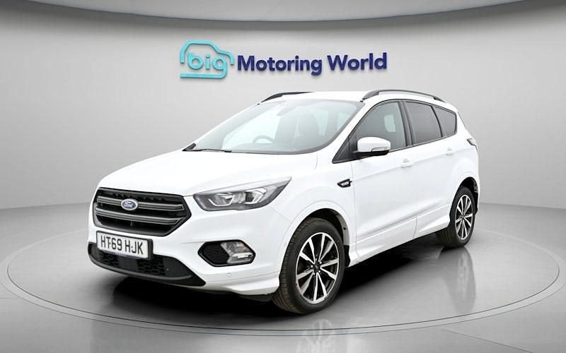 Used Ford Kuga ST-Line 150 HP (110 kW) 2019 White SUV