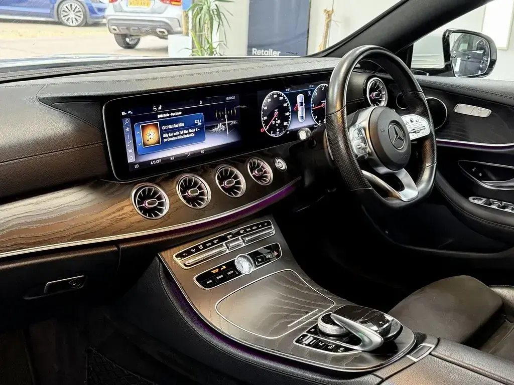 Used Mercedes E220 AMG line 194 HP (142 kW) 2019 White Coupe
