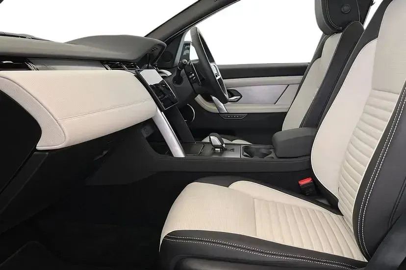 Used Land Rover Discovery Sport Landmark 269 HP (197 kW) 2026 Black SUV