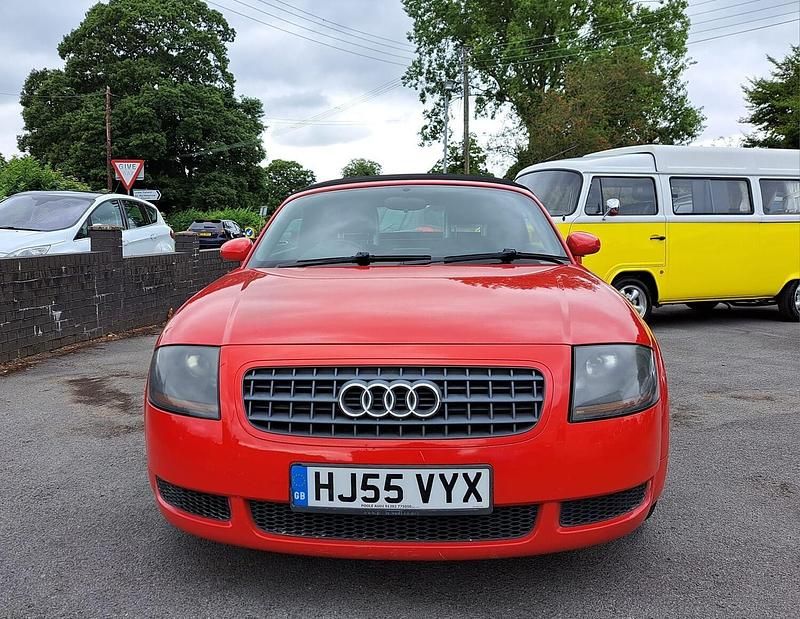 Used Audi TT Roadster 150 HP (110 kW) 2005 Red Cabriolet