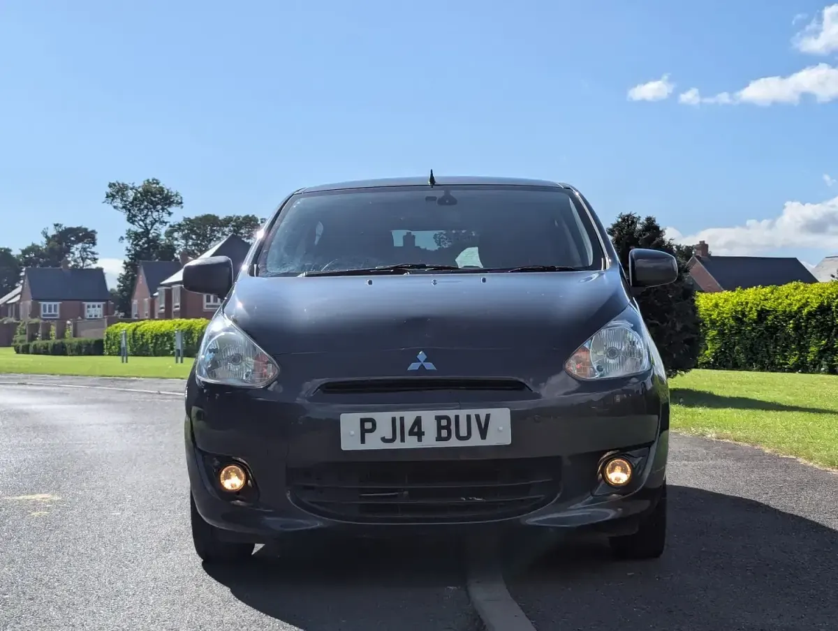 Used Mitsubishi Mirage 79 HP (58 kW) 2014 Grey Hatchback