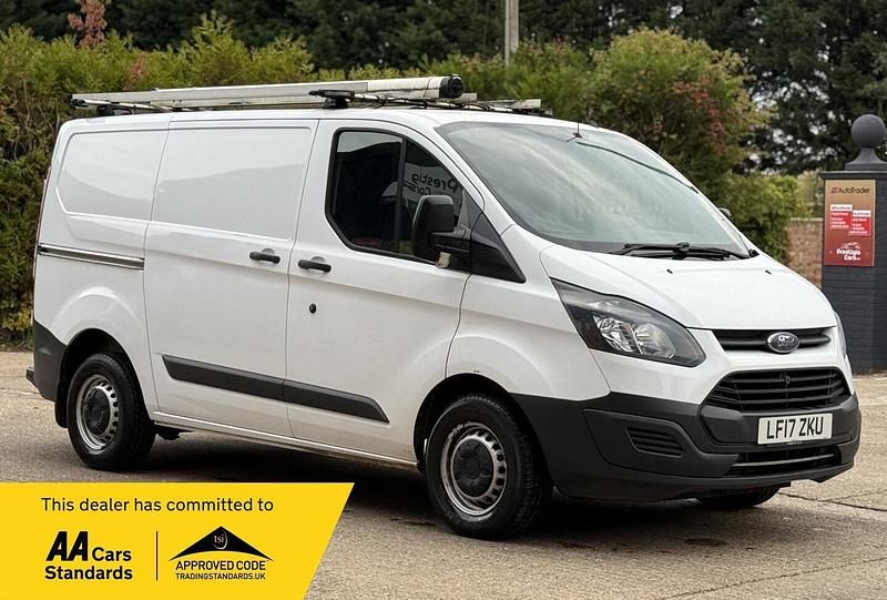 White Used 2017 Ford Transit Custom | £9,490 (Super price) - Image 1/2