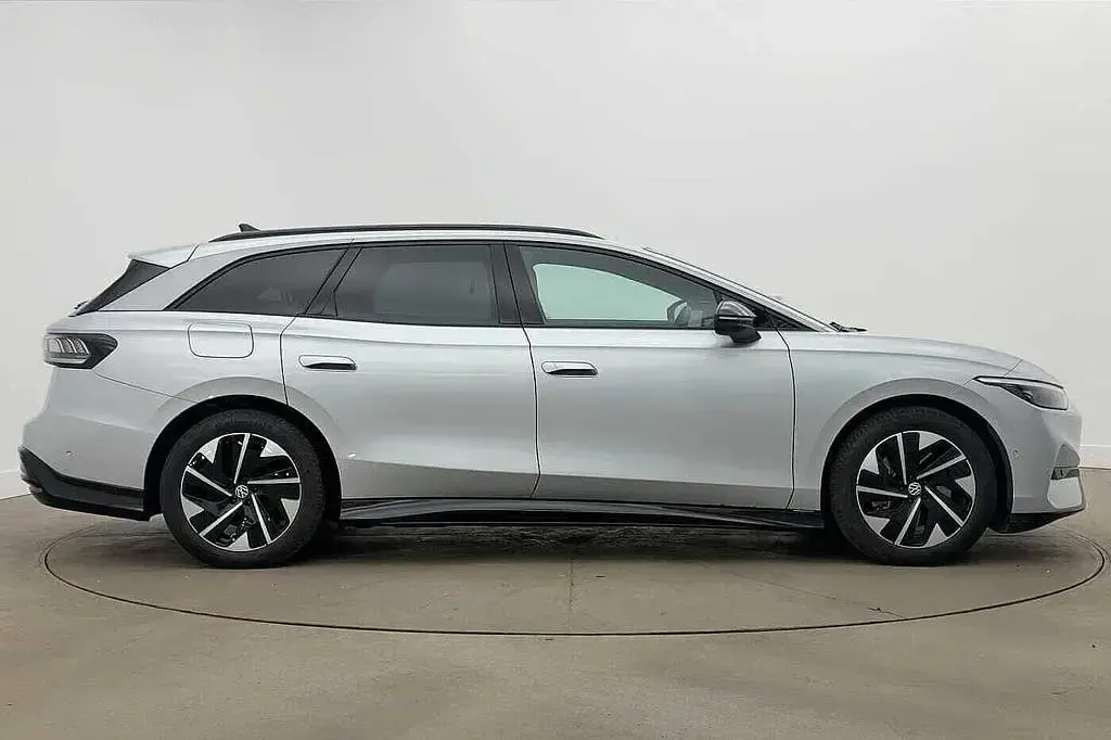 Used VW ID.7 Pro 210 kW (286 HP) 2025 Silver Estate