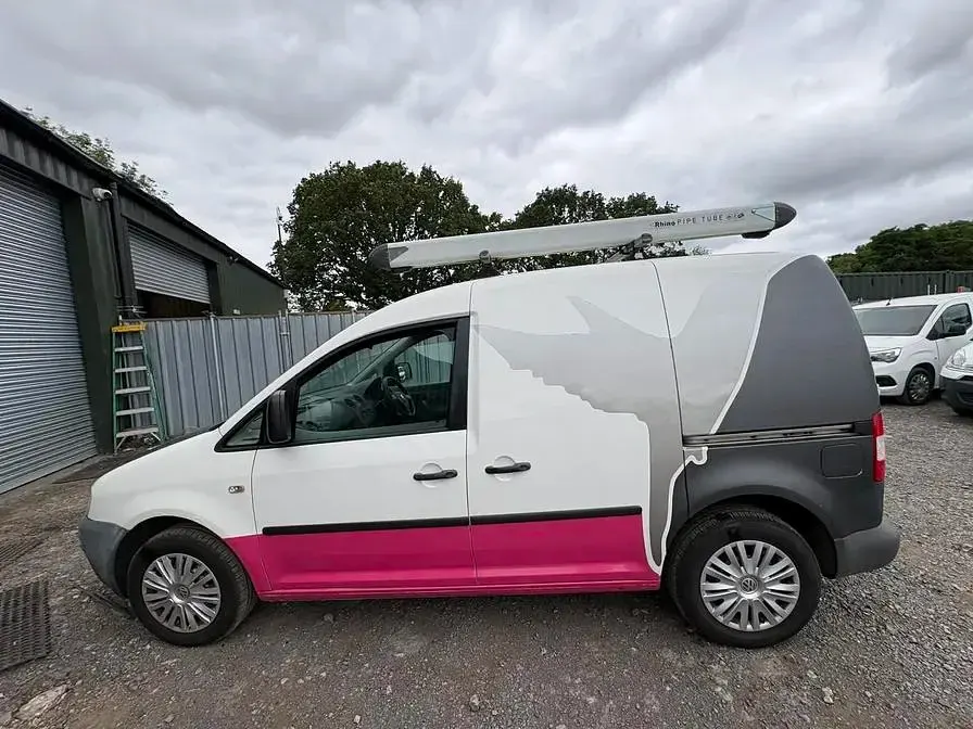 Used VW Caddy 104 HP (76 kW) 2009 White MPV