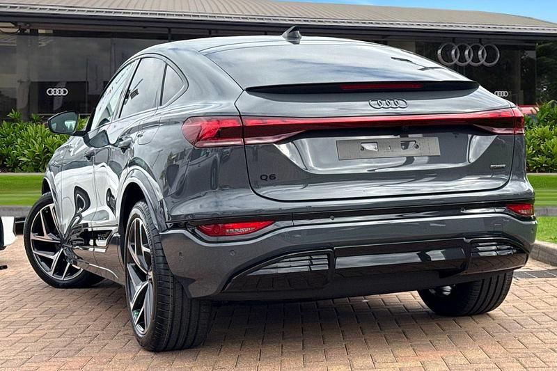 New Audi Q6 Sportback e-tron Design 284 kW (387 HP) 2025 Grey SUV