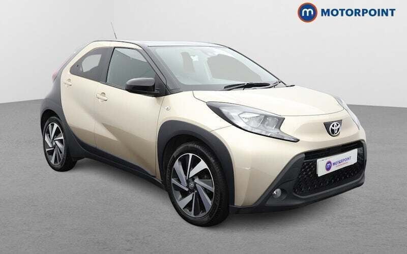 Used 2024 Toyota Aygo Hatchback | £12,499 (Good price) - Image 1/4