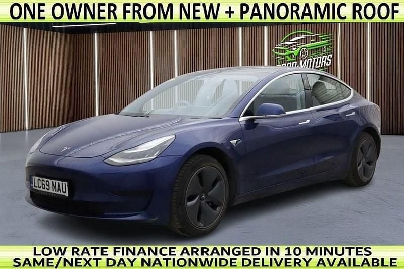 Used Tesla Model 3 Standard Range Plus 239 kW (325 HP) 2019 Sedan