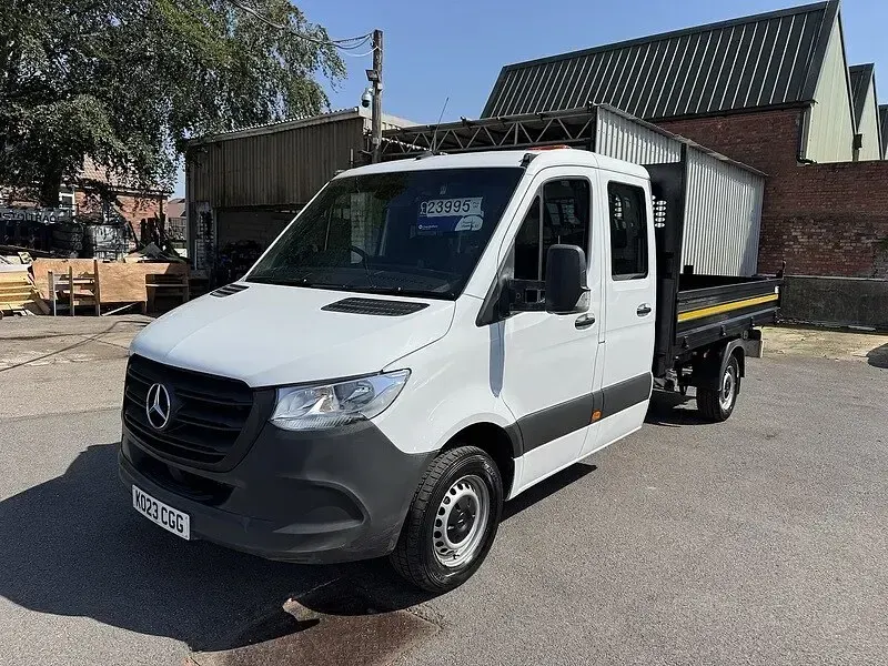 Used Mercedes Sprinter 143 HP (105 kW) 2023 White Van