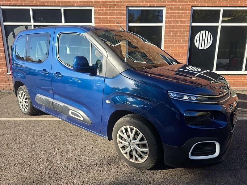 Blue Used 2019 Citroën Berlingo Feel MPV | £7,850 (Good price) - Image 1/4