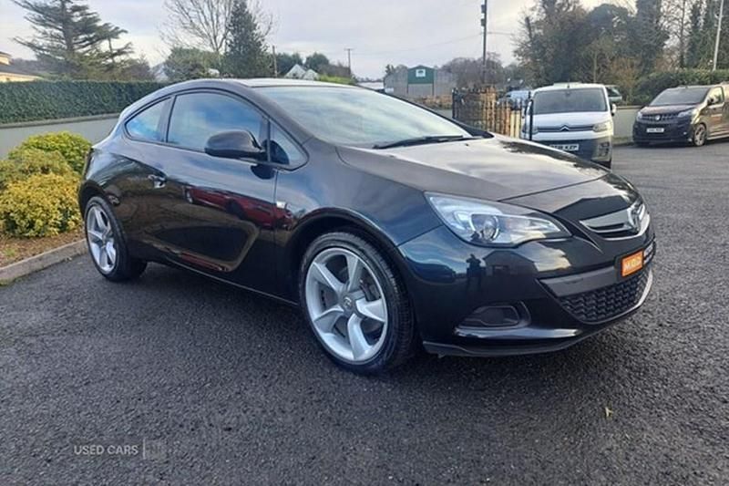 Used Vauxhall Astra GTC Sport 140 HP (102 kW) 2017 Coupe