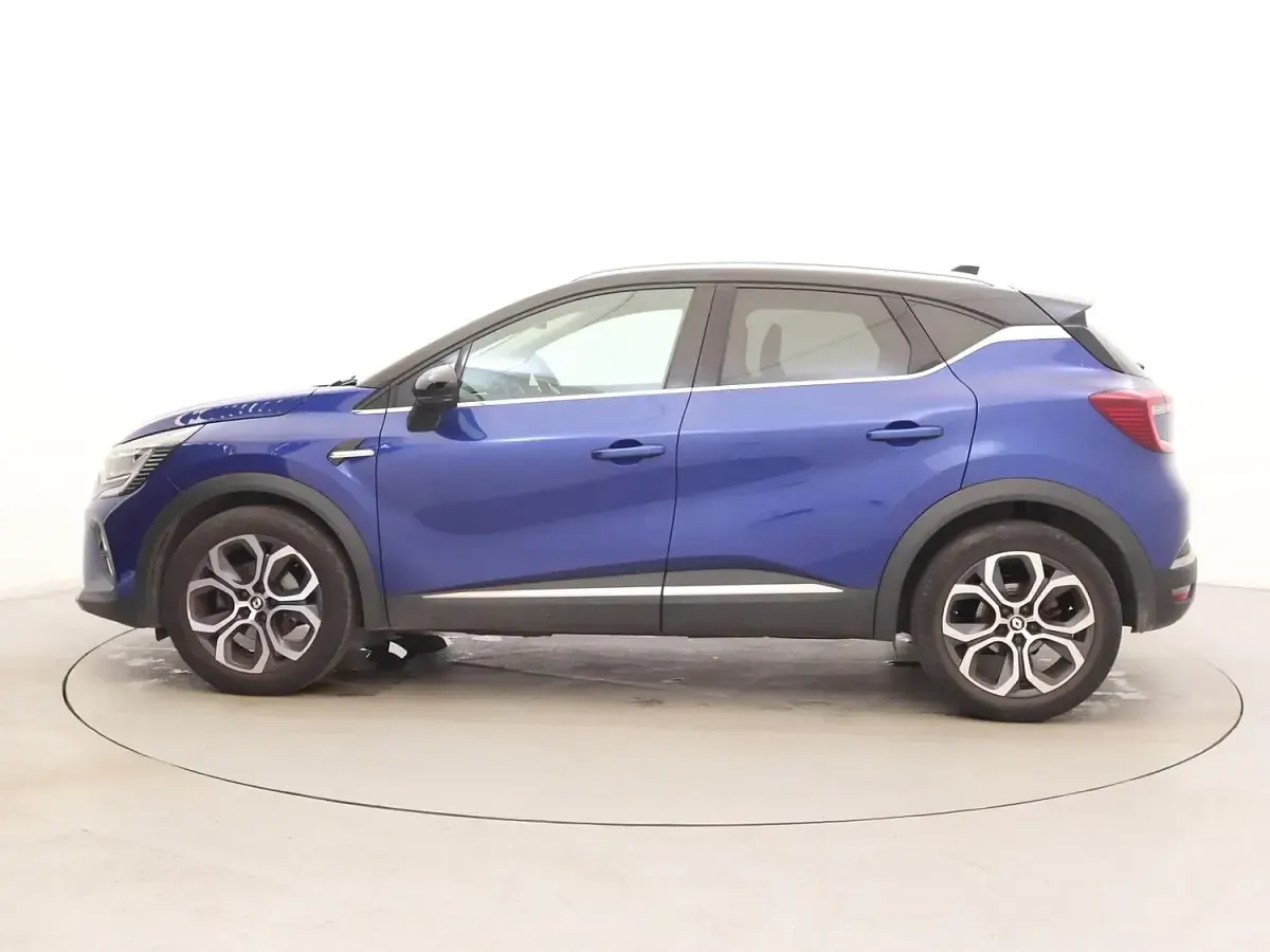 Used Renault Captur Techno 143 HP (105 kW) 2023 Blue/black SUV