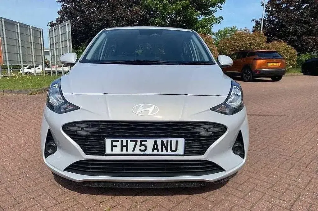 New Hyundai i10 Advanced 2025 Hatchback