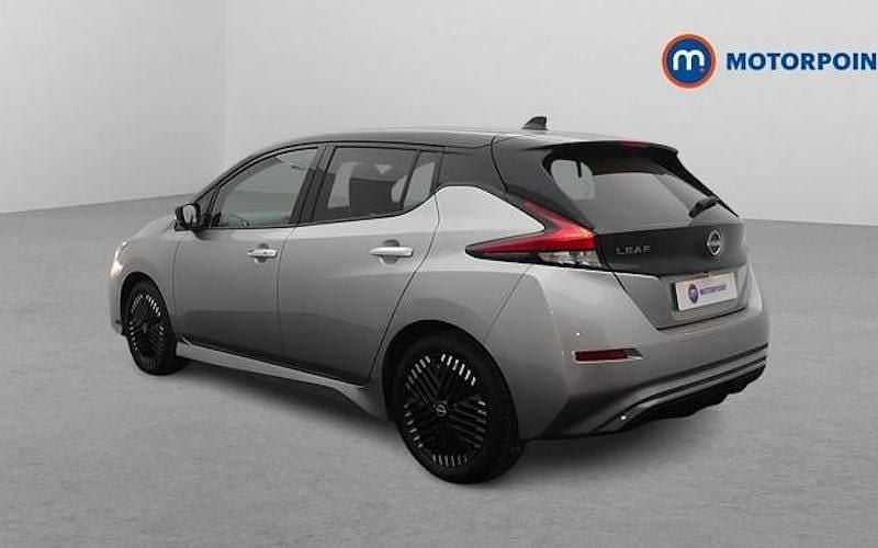 Used Nissan Leaf N-Connecta 110 kW (150 HP) 2025 Hatchback