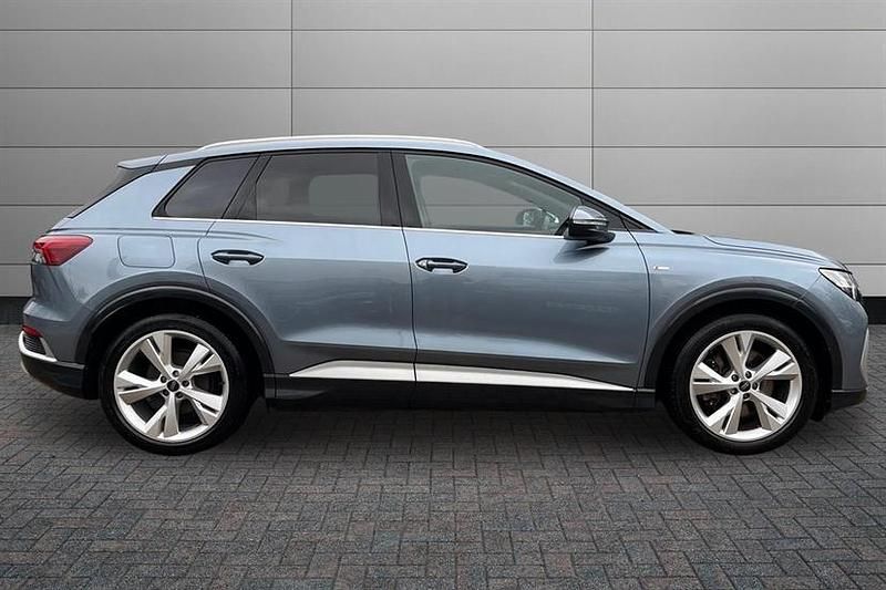 Used Audi Q4 e-tron S-Line 150 kW (204 HP) 2023 Geyser blue SUV