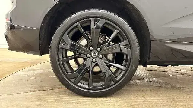 Used Volvo XC60 Ultra 247 HP (181 kW) 2025 Black SUV