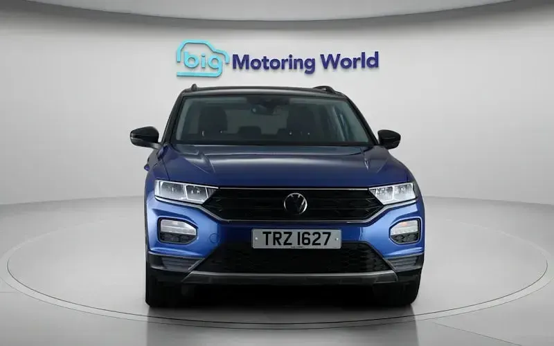 Used VW T-Roc Design 110 HP (80 kW) 2021 Blue SUV