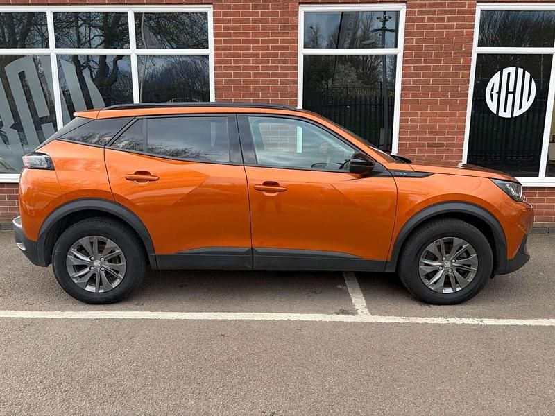 Used Peugeot e-2008 Active+ 2022 Orange SUV