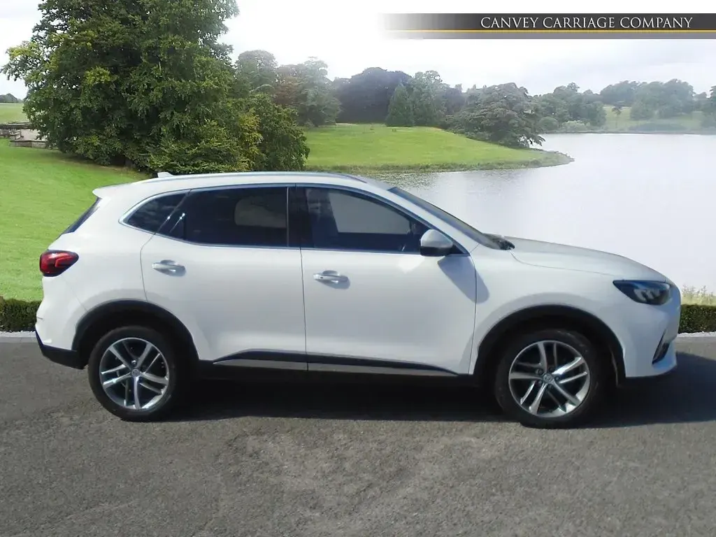 Used MG HS Trophy 162 HP (119 kW) 2024 White SUV