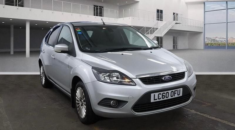 Silver Used 2010 Ford Focus Titanium Hatchback | £1,195 (Good price) - Image 1/4