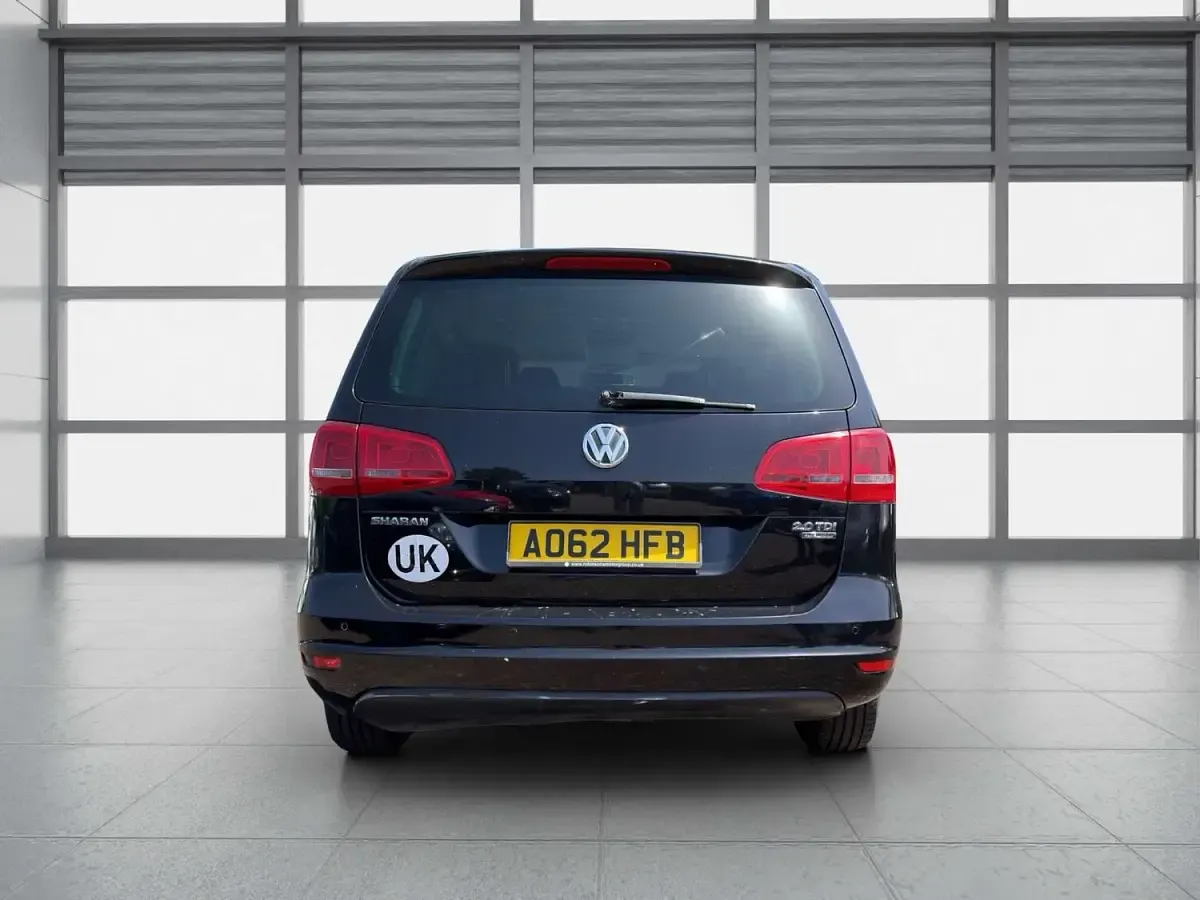 Used VW Sharan SE 140 HP (102 kW) 2012 Black MPV