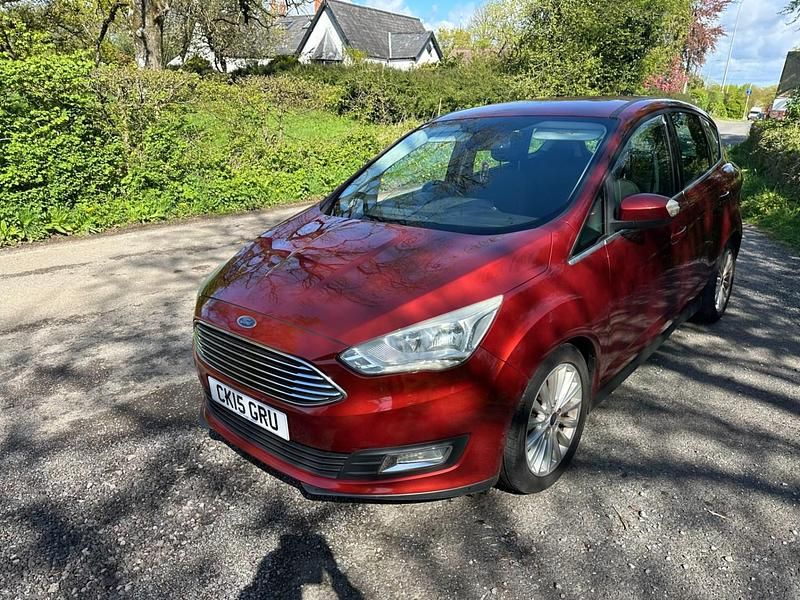 Second-hand Ford C-MAX Titanium 125 CP (91 kW) 2015 Roșu Monovolum