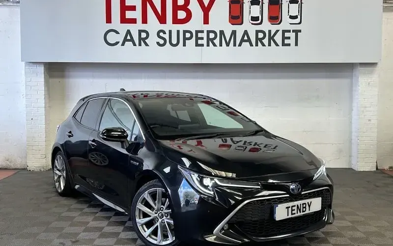 Used Toyota Corolla 184 HP (135 kW) 2022 Hatchback