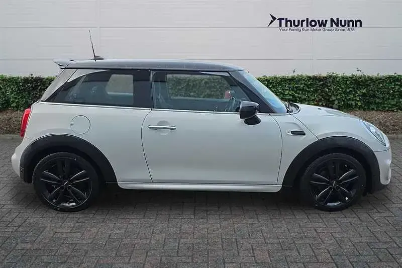 Used Mini Cooper Hatch 136 HP (100 kW) 2020 Silver Hatchback