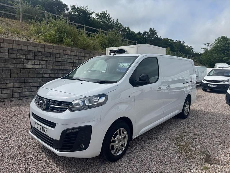 White Used 2022 Vauxhall Vivaro Sportive MPV | £14,495 (Fair price) - Image 1/4