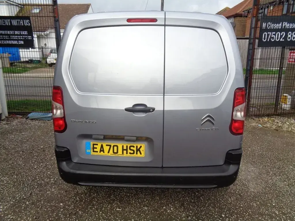 Used Citroën Berlingo Start 75 HP (55 kW) 2020 Grey MPV