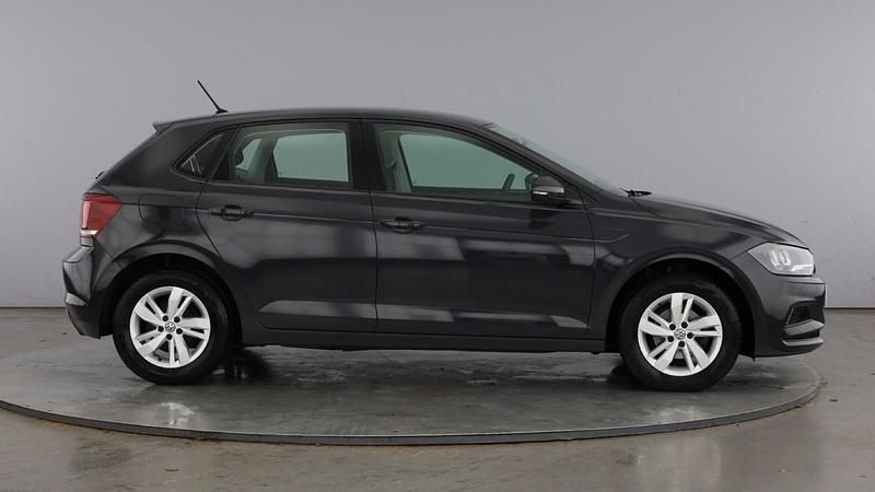 Used VW Polo SE 95 HP (69 kW) 2019 Grey Hatchback