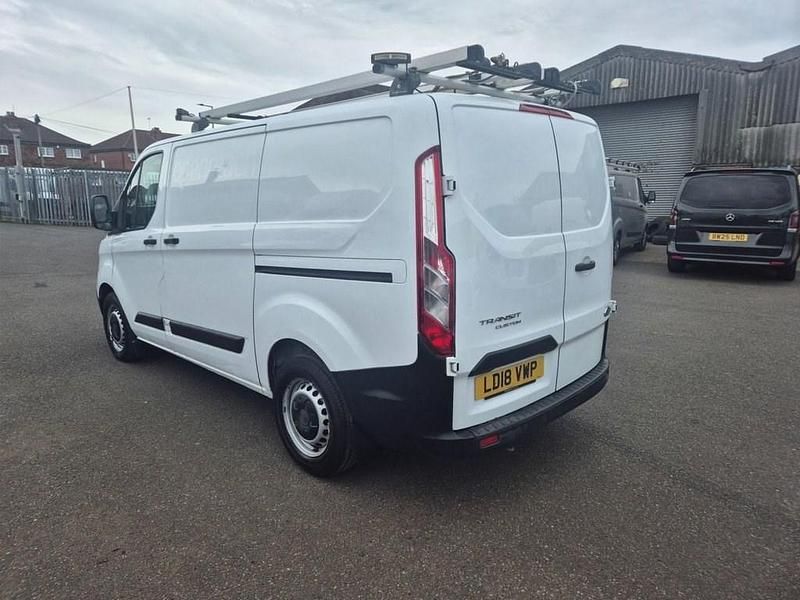Begagnad Ford Transit Custom 105 HK (77 kW) 2018 Vit Van
