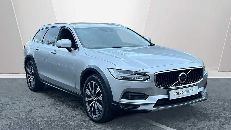 Used Volvo V90 CC 247 HP (181 kW) 2021 Estate